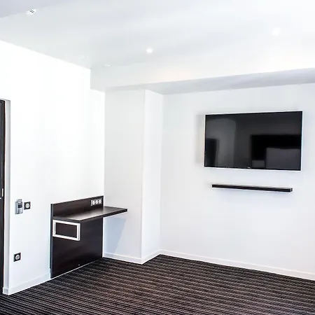 Hotel 64